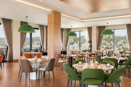 Kafe Masa ve Sandalye